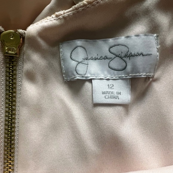 Jessica Simpson A Line Lace Dress, size 12 - Picture 5 of 6